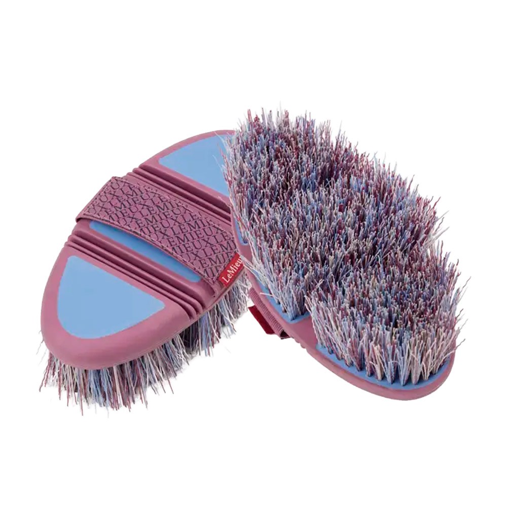 LeMieux LeMieux Flexi Flicky Brush in Powder Blue