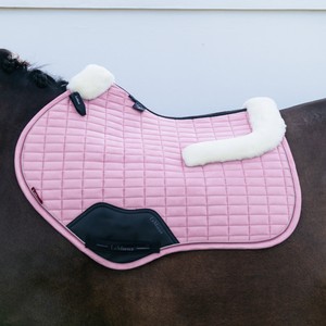 LeMieux LeMieux Merino+ Suede Classic Close Contact Square in Fondant