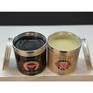 Carr & Day & Martin Carr & Day & Martin Cornucrescine Hoof Balm in Clear