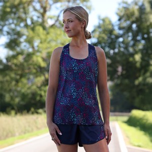 Shires Shires Aubrion React Tech Vest in Petal