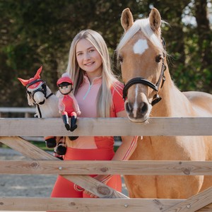 LeMieux LeMieux Harlow Toy Rider in Coral Crush
