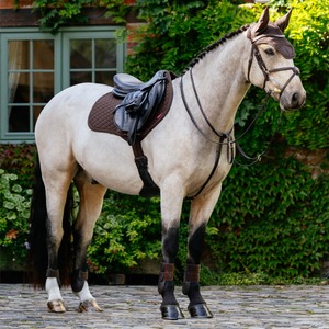 LeMieux LeMieux Brilliance Close Contact Square Saddle Pad in Espresso