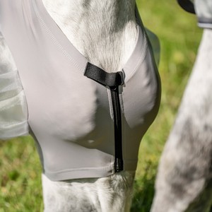 Horseware Horseware Defense Flymask in Silver/Silver