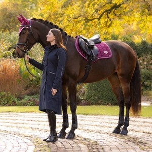 LeMieux LeMieux Loire Classic Close Contact Square in Blackberry