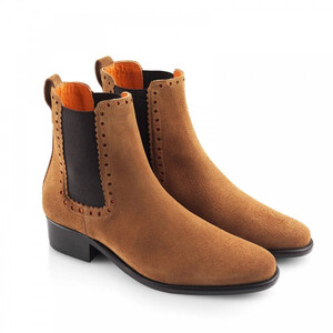 Fairfax & Favor Fairfax & Favor Brogued Chelsea Suede Boot in Tan