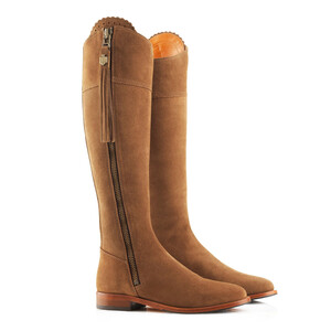 Fairfax & Favor Fairfax & Favor Narrow Fit Regina Suede Boot in Tan