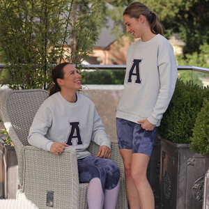 Shires Shires Aubrion Non-Stop Shorts in Navy Tie Dye