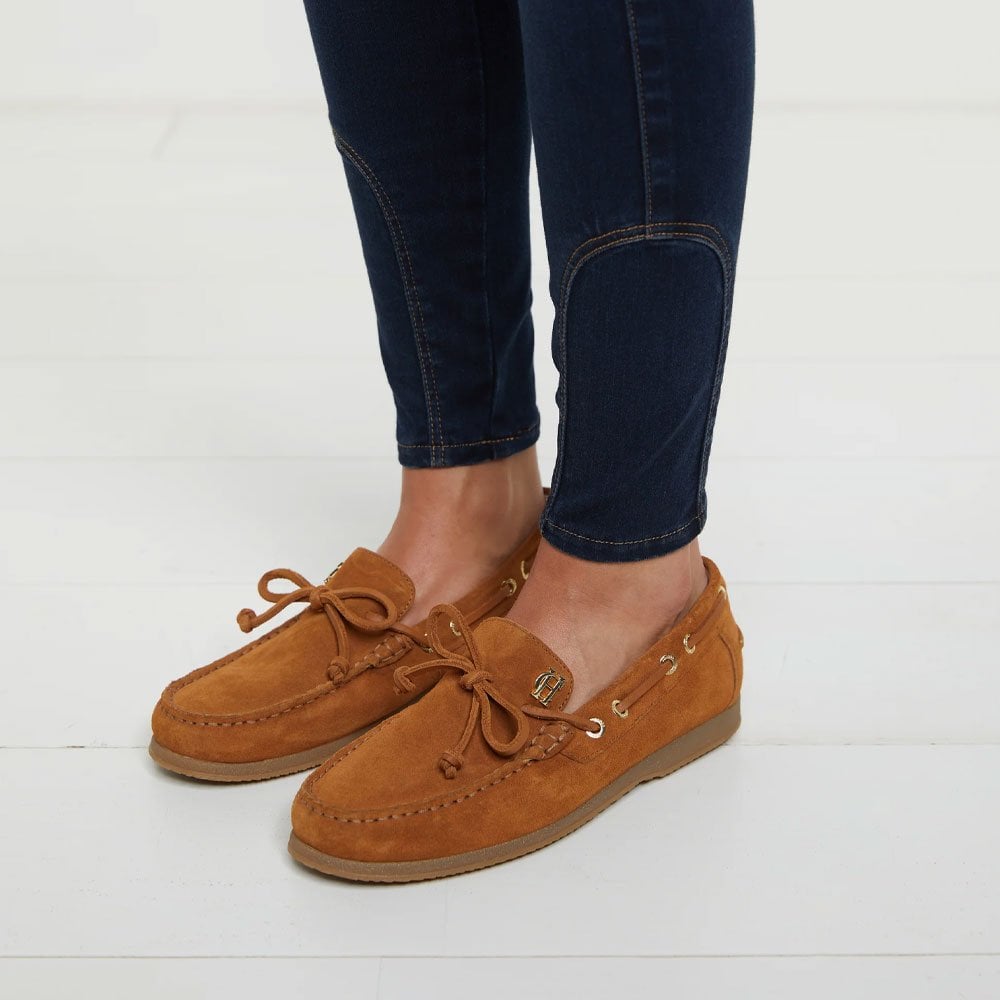 Holland Cooper Deck Shoe Tan