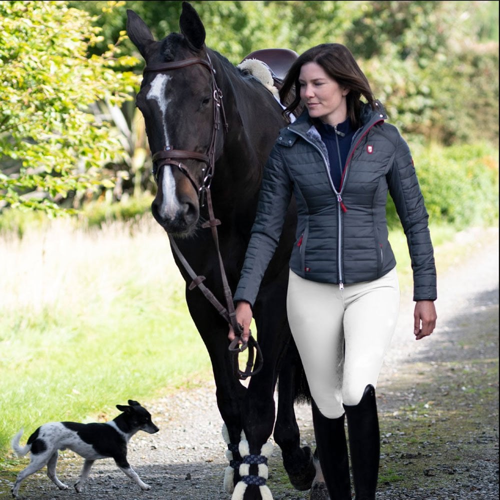 Tredstep Evolute Full Seat Breech White