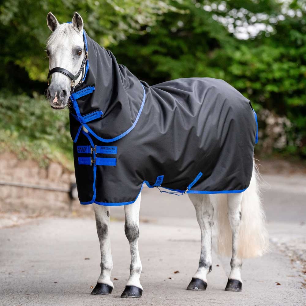 Horseware Horseware Amigo Ripstop 900D Plus Pony 50g Turnout Rug in Black/Blue
